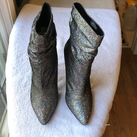 NEW! Steve Madden Iridescent glitter boots - Picture 3 of 8